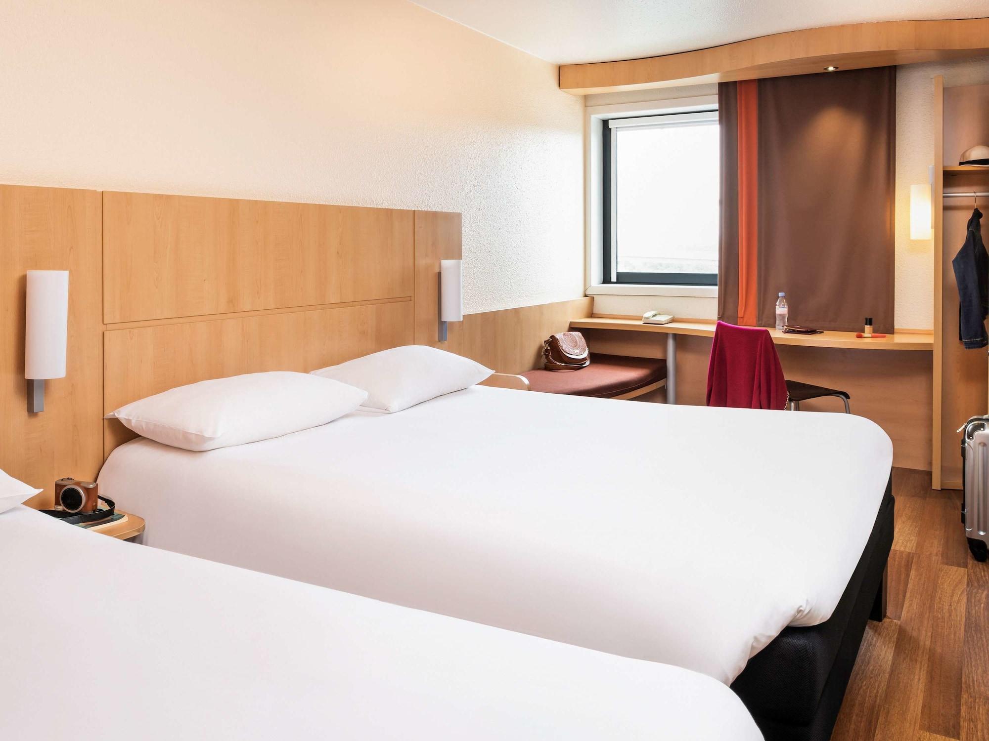 ไอบิส เครเตย Hotel ภายนอก รูปภาพ